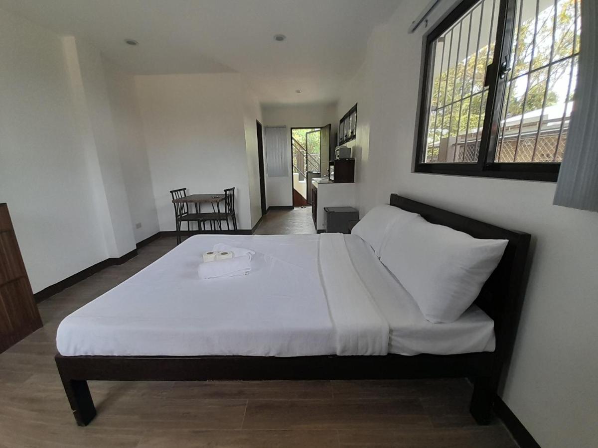 Palawan Residence Puerto Princesa ภายนอก รูปภาพ